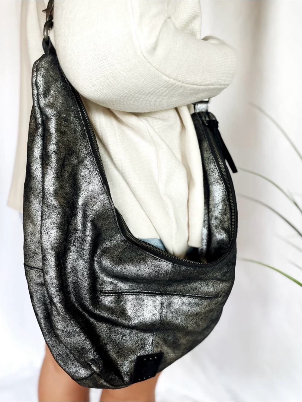 Free People Sparta Sling Hobo Bag Pyrite Metallic Leather BNWT SOLD OUT